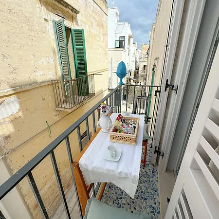 Vingt Sept Polignano a Mare