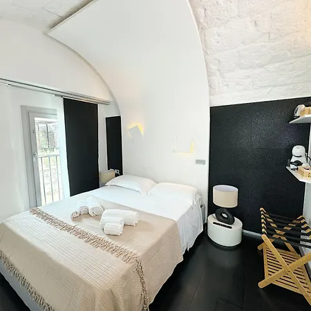 Vingt Sept Bed & Breakfast