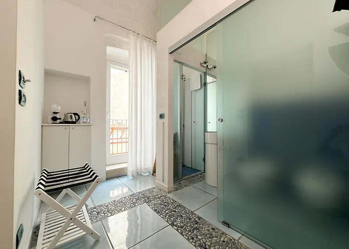 Vingt Sept Bed & Breakfast